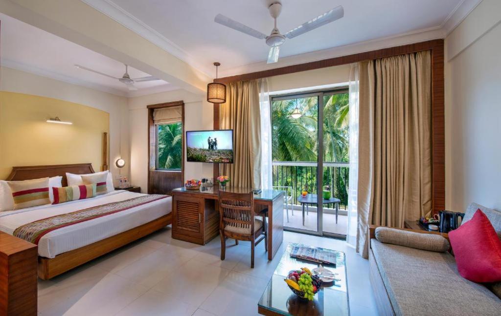 Hotel Sea Breeze Max Resort & Spa 4*